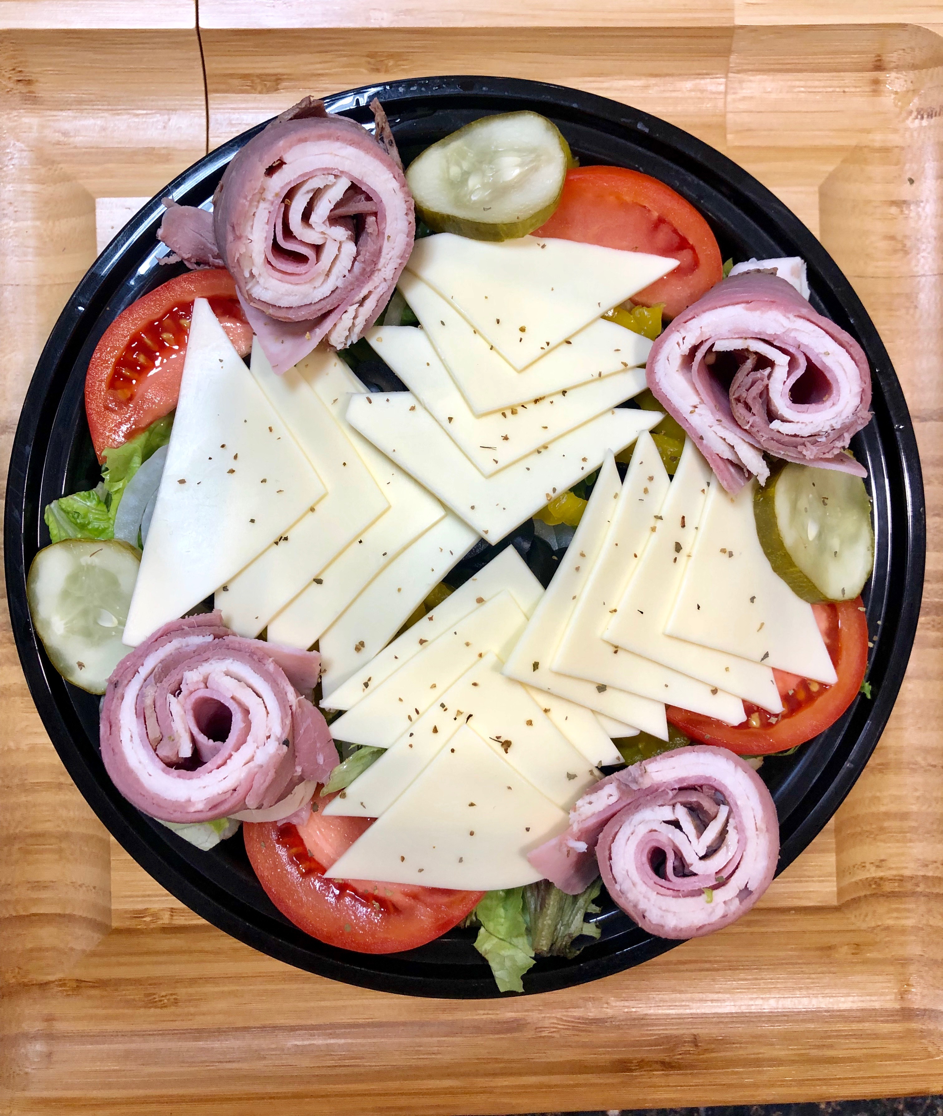 Order Chef's Salad food online from Kasa Pizza store, Cresco on bringmethat.com