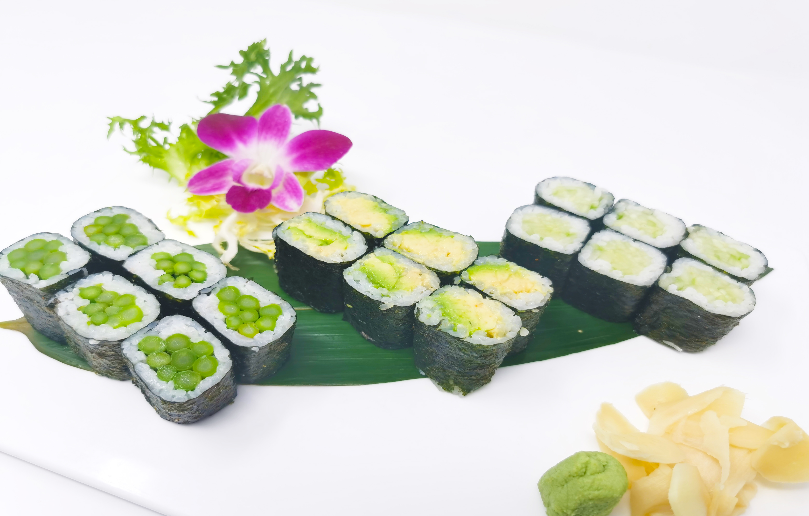Order Vegetable Combo Roll food online from Izumi Japanese Restaurant store, Youngstown on bringmethat.com
