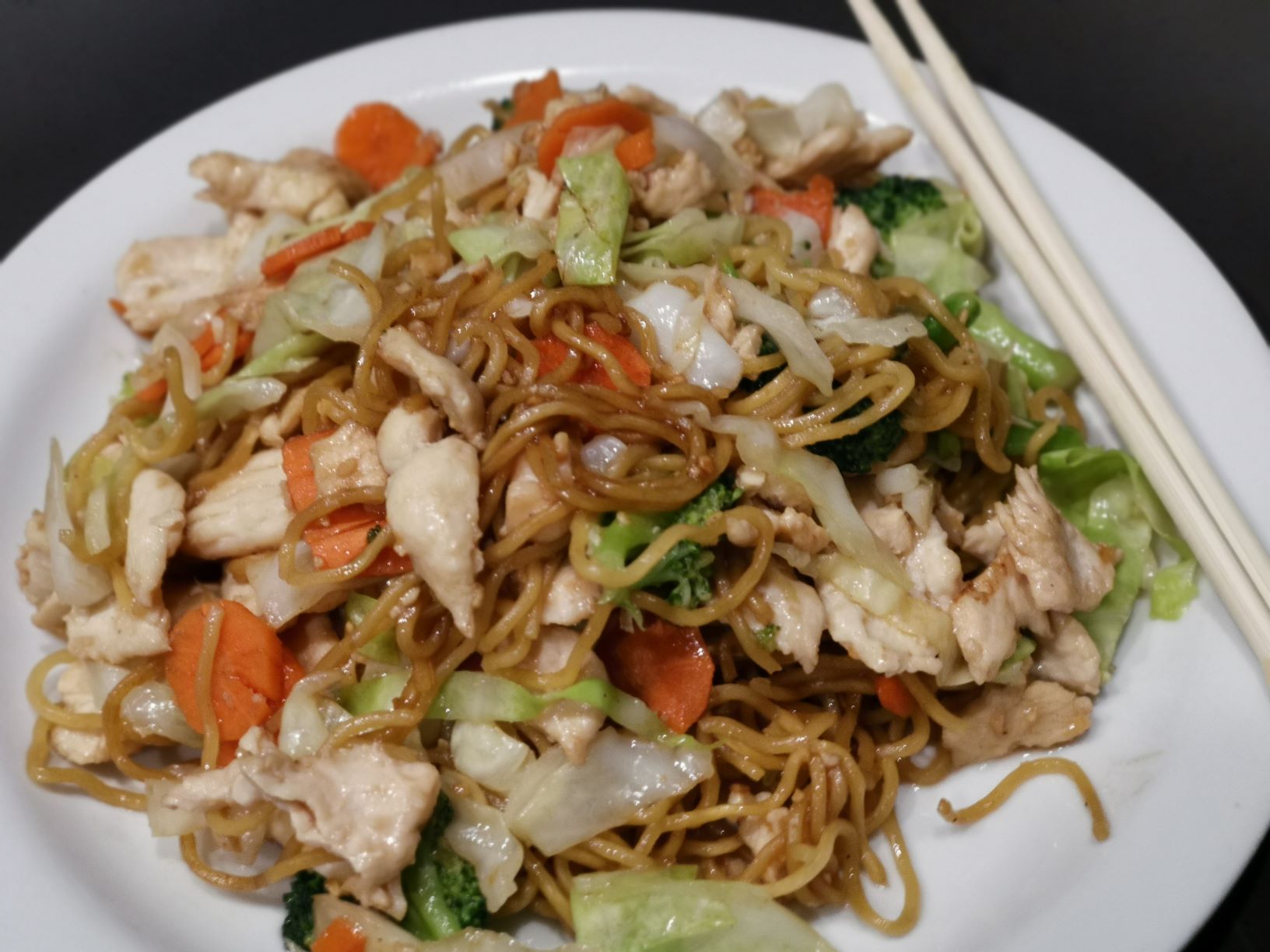 Order 46c. Chow Mein food online from Peppers Thai store, Palm Springs on bringmethat.com