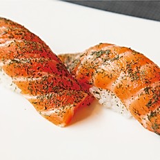 Order DILL SALMON food online from Kippu Japanese Cuisine store, San Francisco on bringmethat.com
