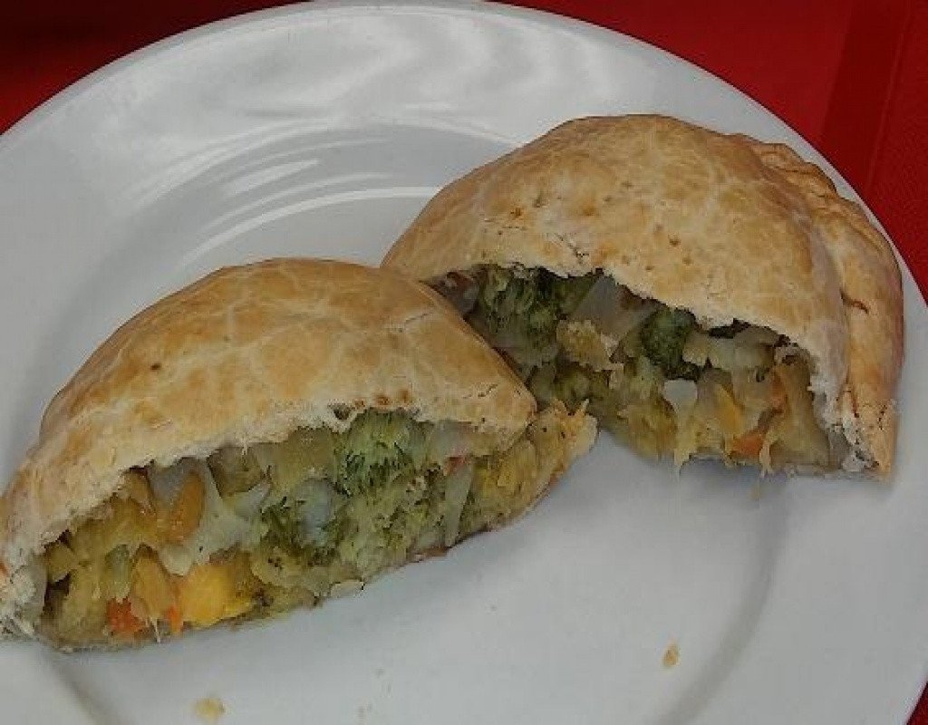 Order Broccoli and 3 Cheese Pastie food online from Uncle Peter Pasties store, Lake Orion on bringmethat.com