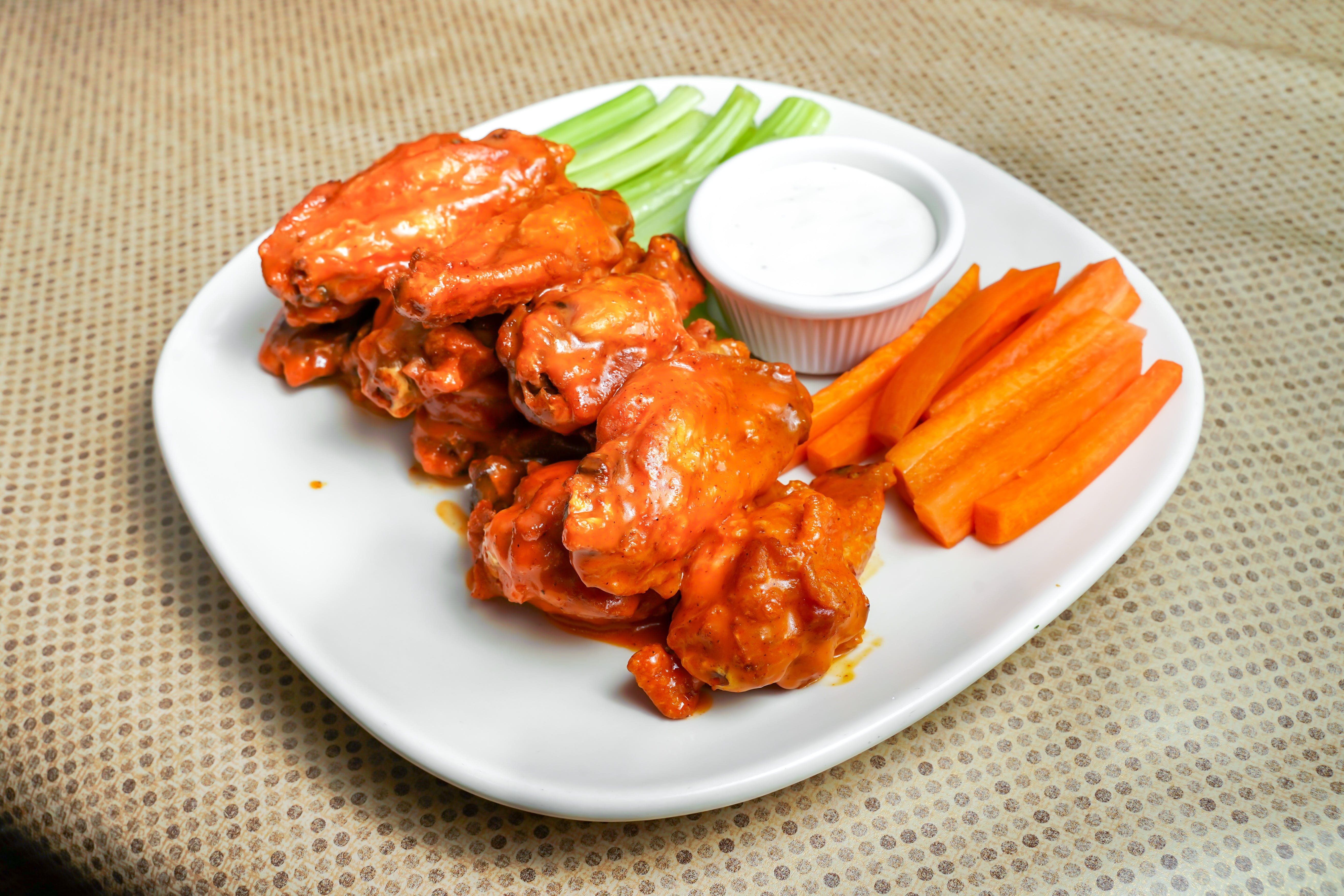 Order Chicken Wings - 6 Pieces food online from Connie's Pizza store, Chicago on bringmethat.com