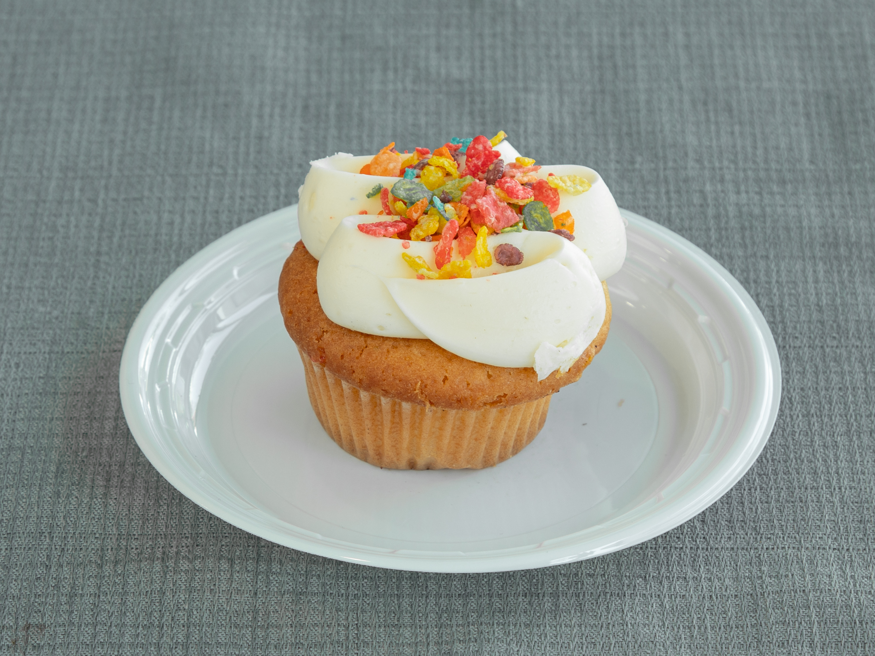 Order Fruity Pebbles food online from Mr. Cupcakes store, Hawthorne on bringmethat.com