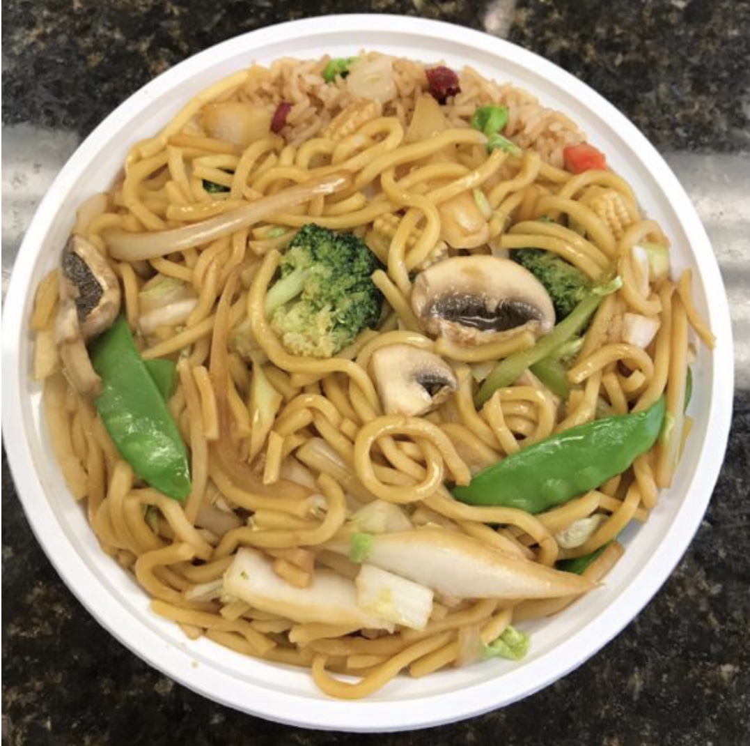 Order L33. Vegetable Lo Mein 菜捞面 food online from China Star store, Blue Bell on bringmethat.com