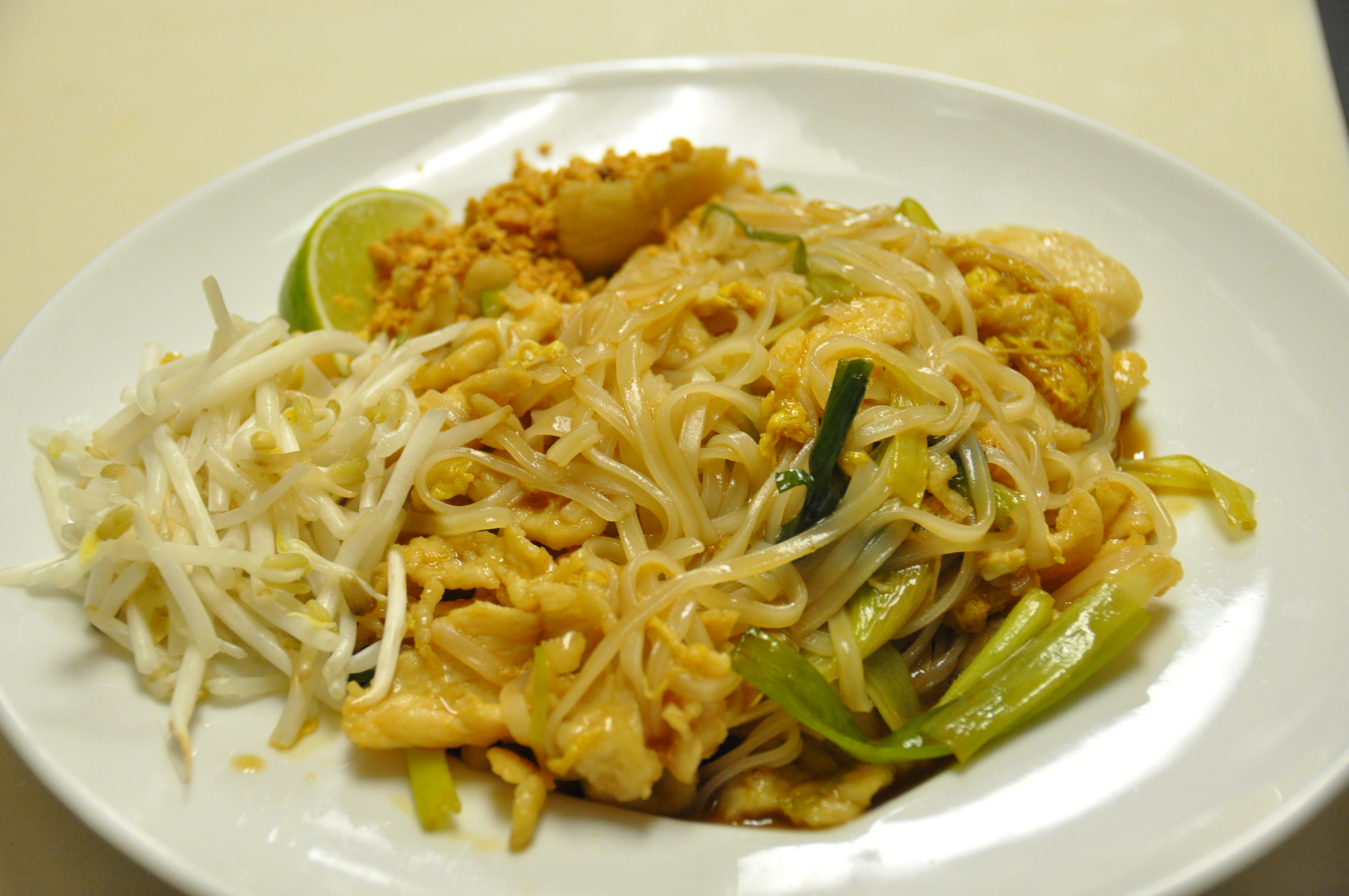 Order Pad Thai Noodle food online from Chin Chin 2 store, Atlanta on bringmethat.com