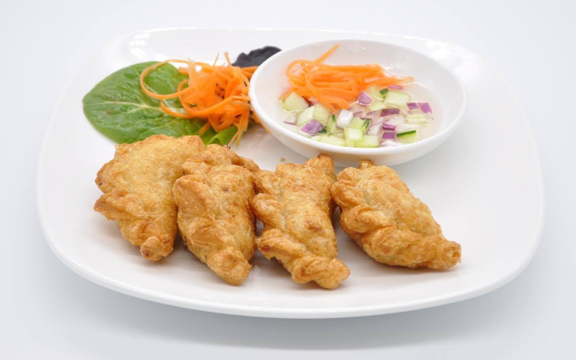 Order A7. Chicken Curry Puff Lunch food online from Boba Tea Cafe store, Niagara Falls on bringmethat.com