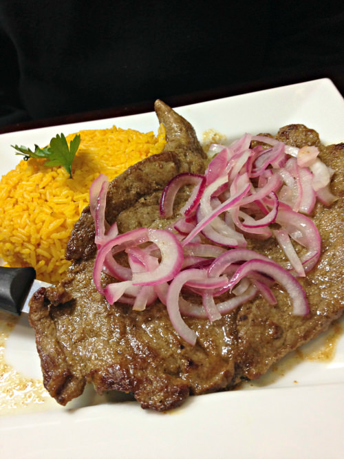 Order Bistec Encebollado food online from Punta Cana store, Pikesville on bringmethat.com