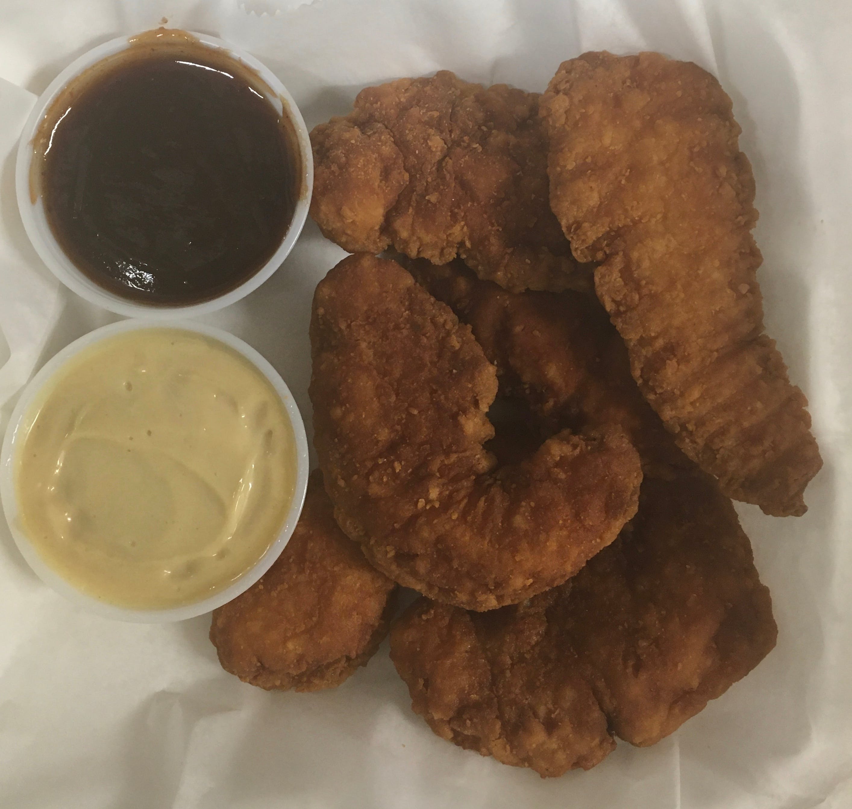Order Chicken Tenders - Appetizer food online from Amici Vicinato store, Lafayette Hill on bringmethat.com