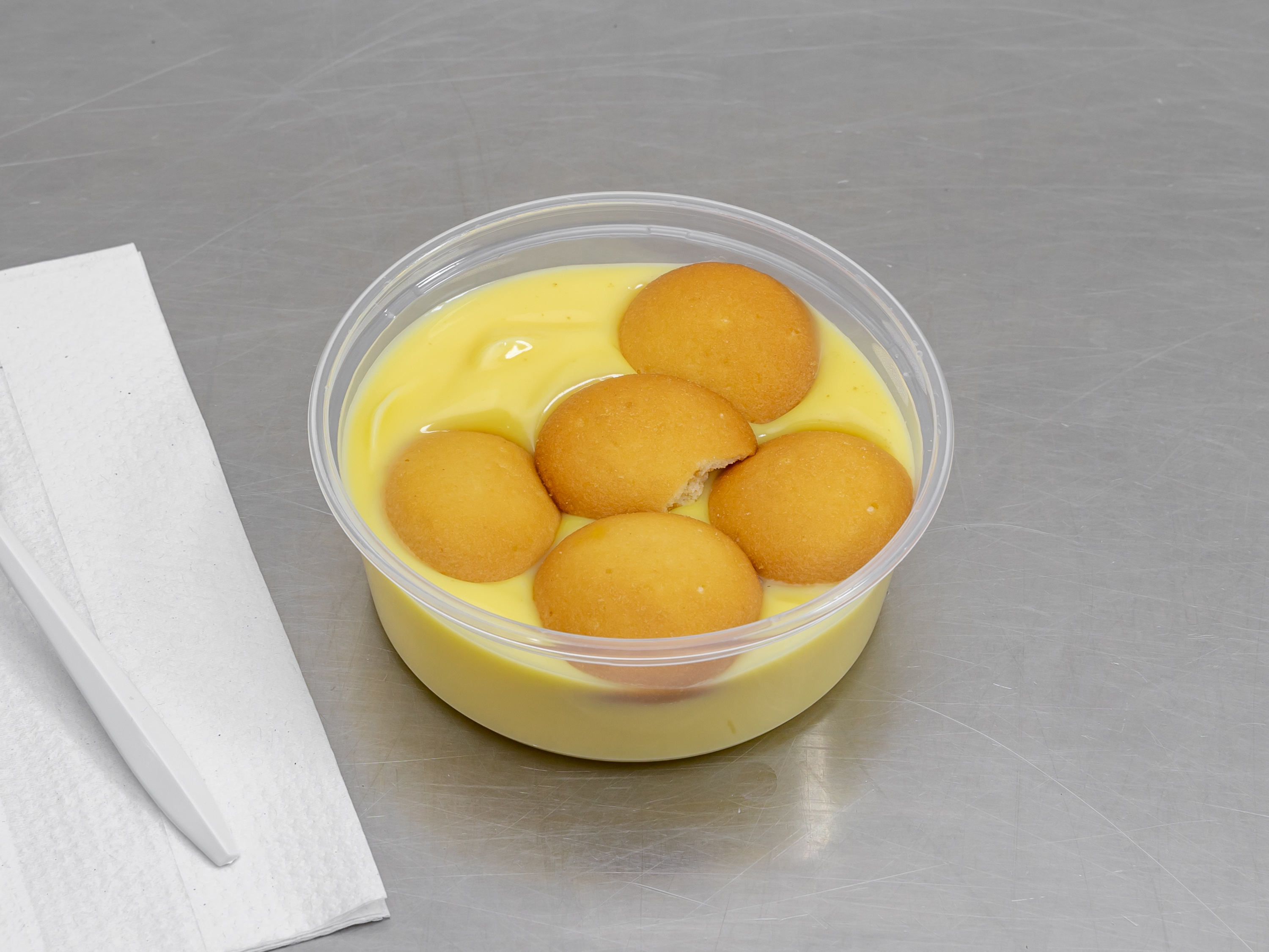 Order Banana Pudding food online from Kennedy Fried Chicken store, New Windsor on bringmethat.com