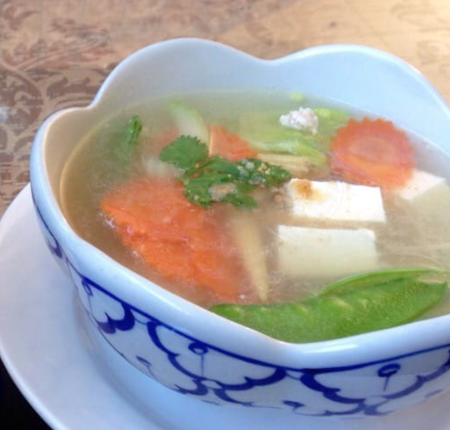 Order S12. Vegetable and Tofu Soup food online from Sawasdee Thai Cuisine store, Ventura on bringmethat.com
