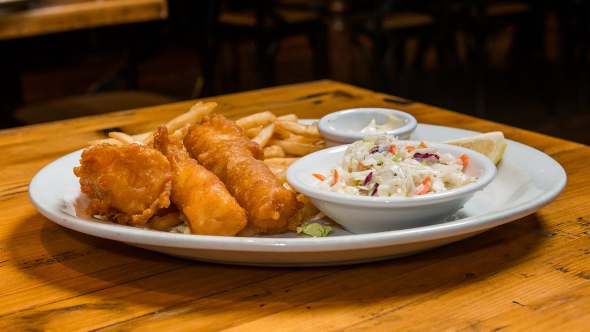 Order Fish & Chips food online from Finnegan's store, Novato on bringmethat.com
