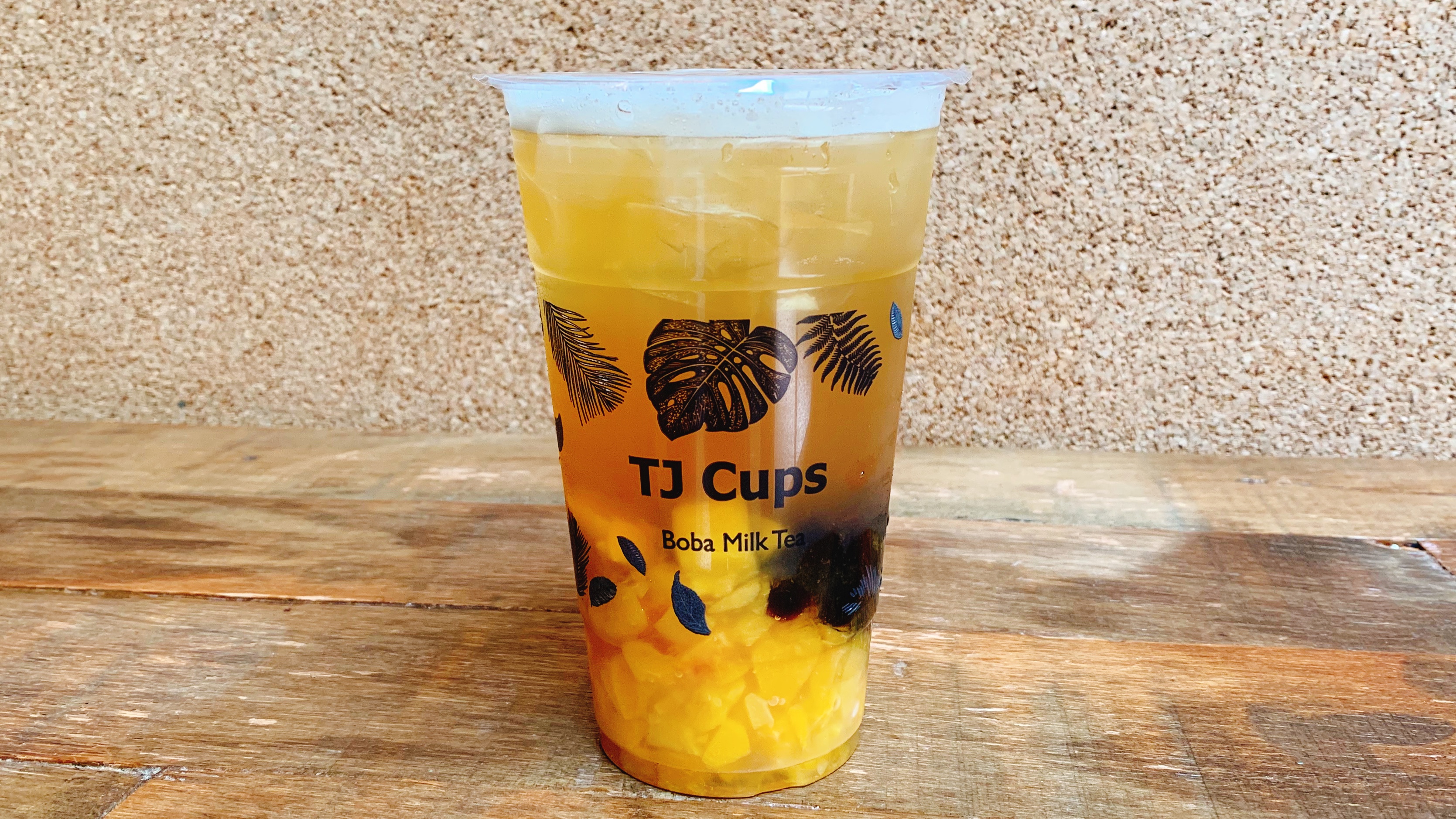 Order Double Peach Tea food online from TJ Cups store, San Francisco on bringmethat.com