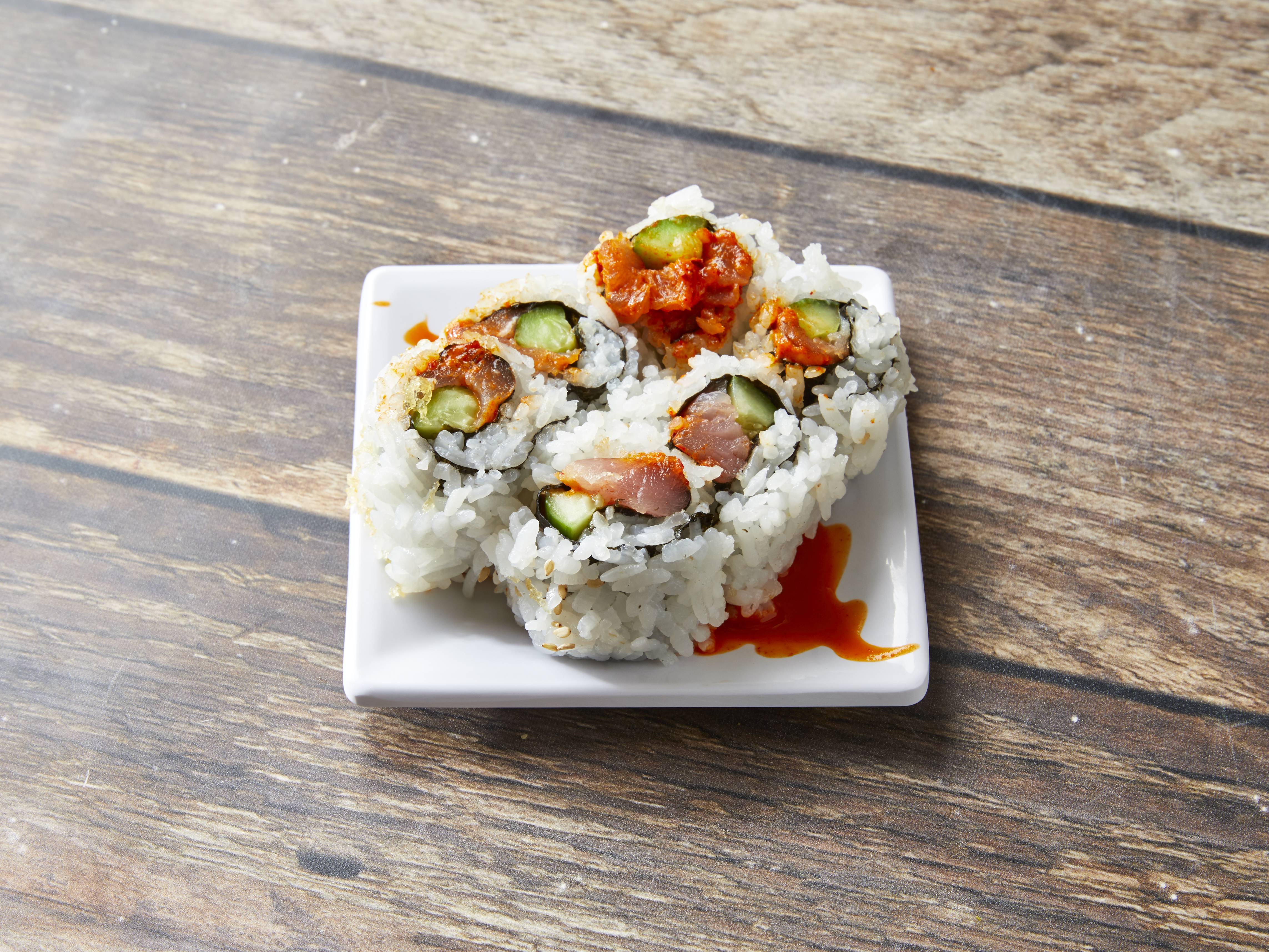 Order Spicy Tuna Roll food online from Wasabi Korean and Japanese Cuisine store, Detroit on bringmethat.com