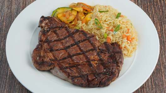 Order Ribeye Steak food online from Claim Jumper store, Las Vegas on bringmethat.com