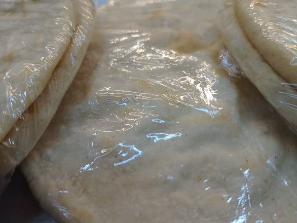 Order 3-paquetes  de Tortillas   food online from Peralta Brentwood Deli Grocery store, Brentwood on bringmethat.com