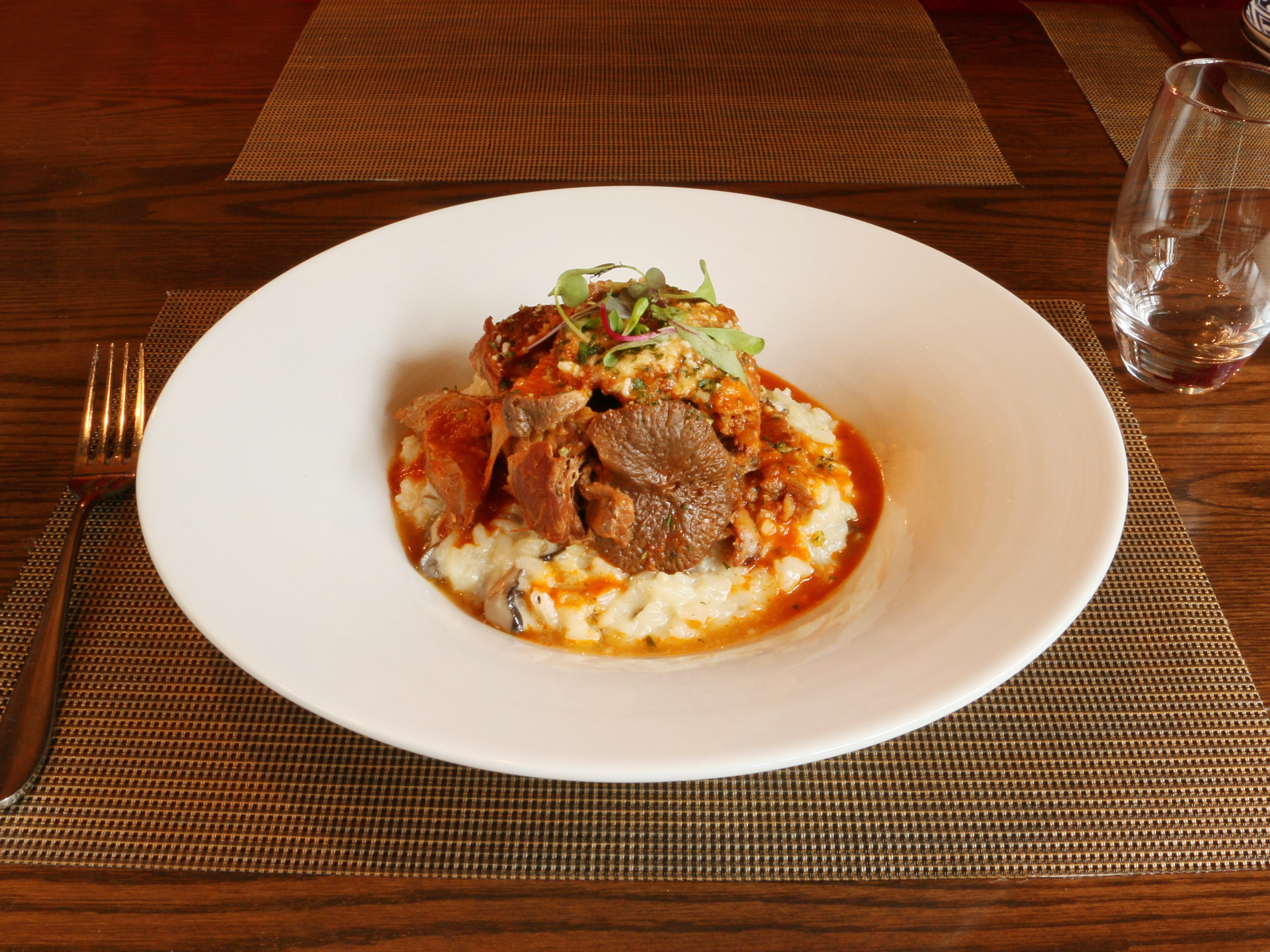 Order Pork Ossobuco food online from Ciao Pizza store, Baltimore on bringmethat.com