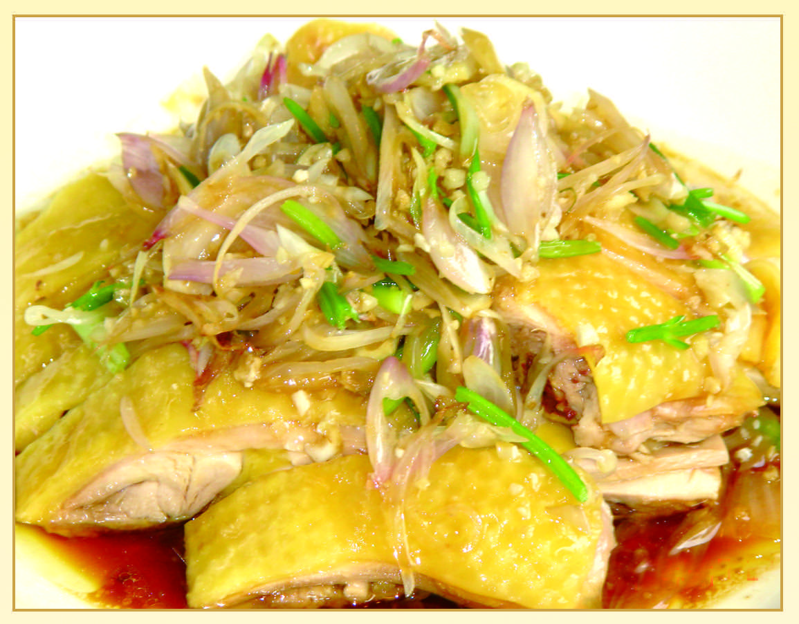 Order Free Range Chicken with Shallot and Soy Sauce food online from Joyale Seafood Restaurant store, Seattle on bringmethat.com