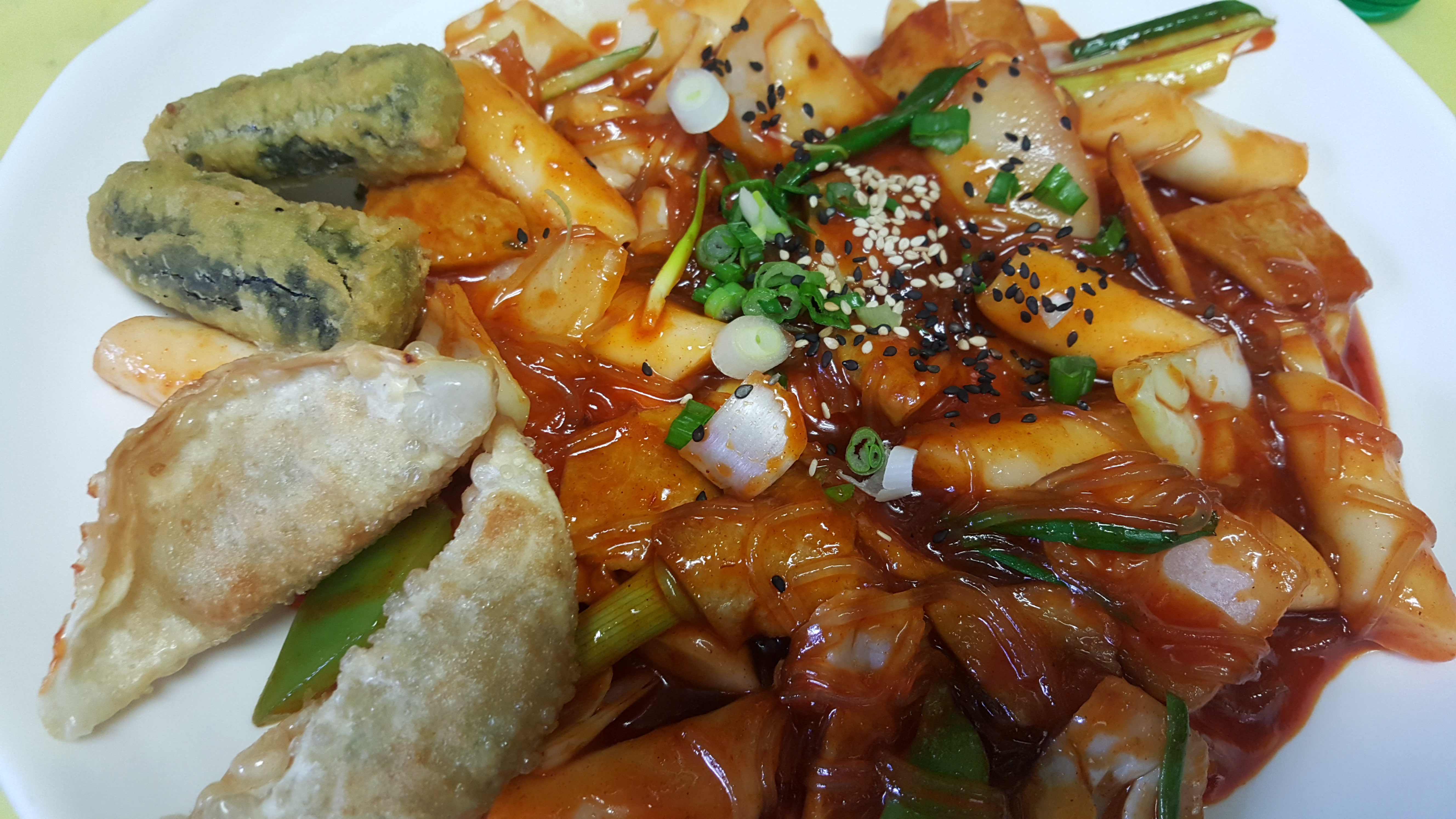 Order A7. Plain Duk-Bok-Ki food online from Korean BBQ Grill store, New Rochelle on bringmethat.com