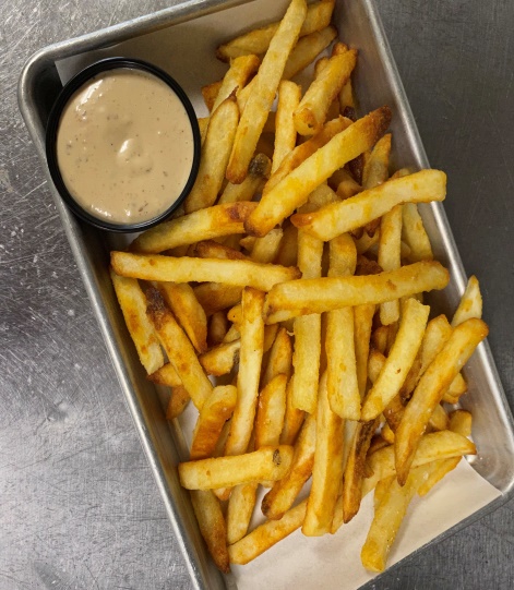 Order Plain Fries  food online from Beerhead Bar & Eatery store, Westerville on bringmethat.com