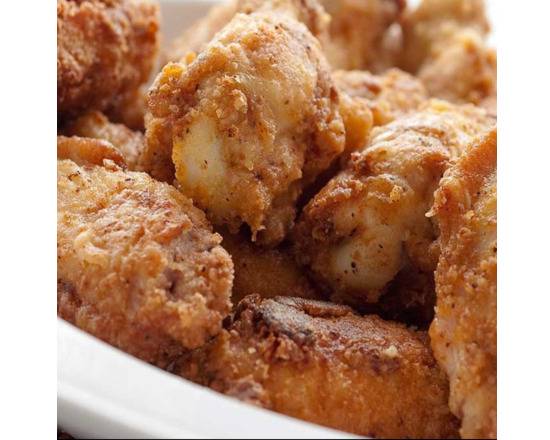 Order Fried Chicken Wings food online from Happy Inn Chinese Cuisine store, Rosemont on bringmethat.com