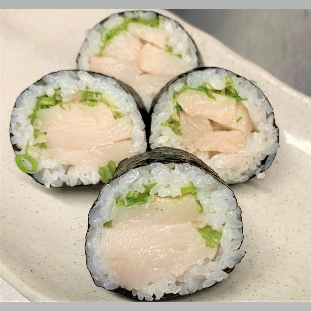 Order Yellowtail Roll food online from Noshi Sushi store, Los Angeles on bringmethat.com