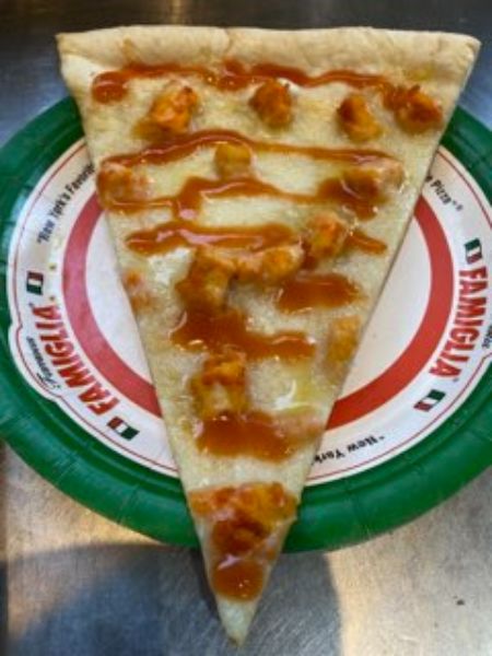 Order Buffalo Chicken Slice food online from Famous famiglia pizza store, New York on bringmethat.com