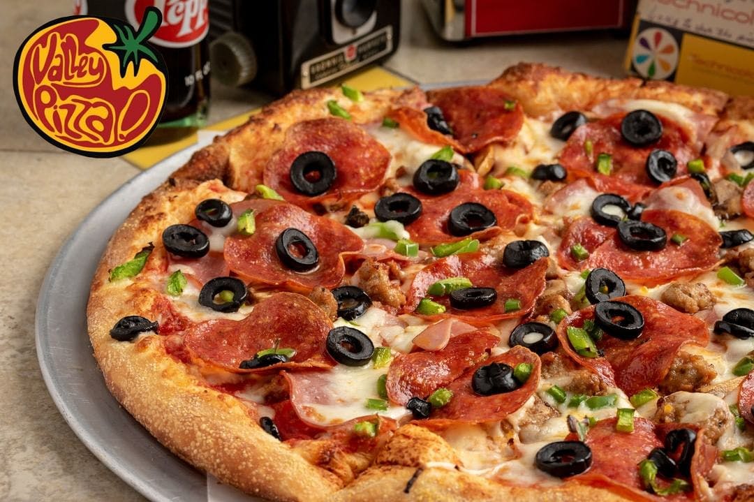 Order Supreme Pizza - Pizza food online from Valley Pizza store, Las Cruces on bringmethat.com