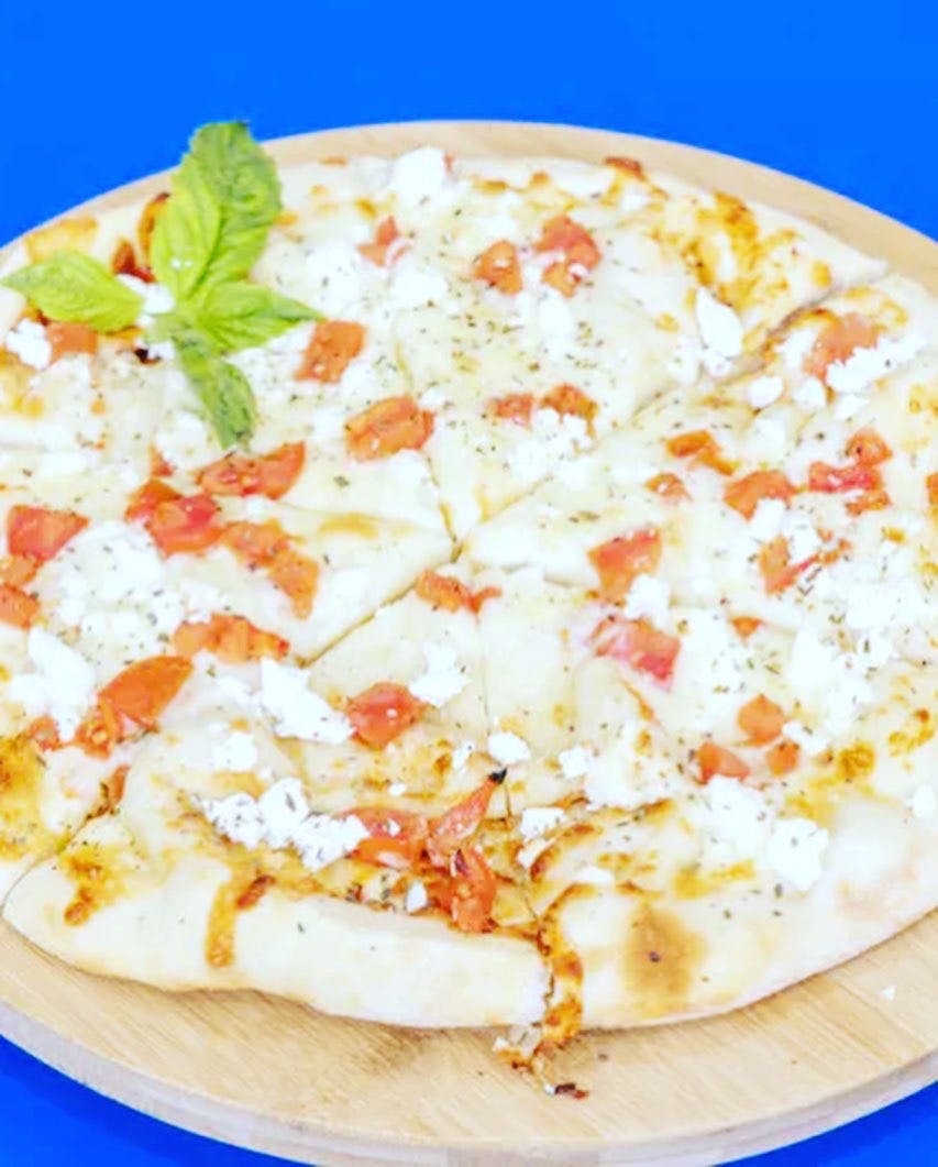 Order Greek White Pizza - Small food online from Four Brothers Pizza store, Westport on bringmethat.com