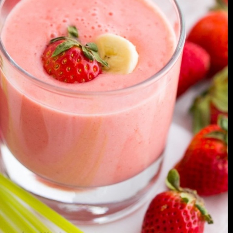 Order Strawberry  Smoothie food online from 2 Chefs store, Florence on bringmethat.com