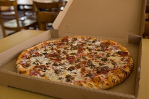 Order Hawaiian Style Pizza food online from Massino's Pizzeria store, Aurora on bringmethat.com
