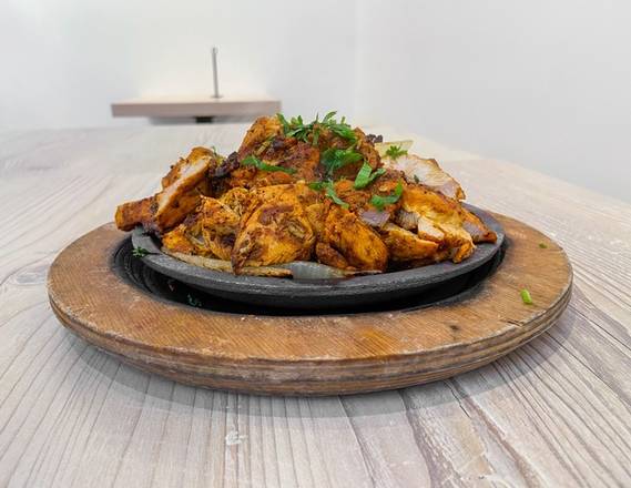 Order Grilled Chicken Boti Sizzler - Chicken Sizzler Large food online from Zareens store, Redwood City on bringmethat.com