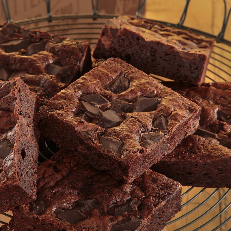Order Chocolate Chunk Brownie food online from Pizzarev store, Corona on bringmethat.com