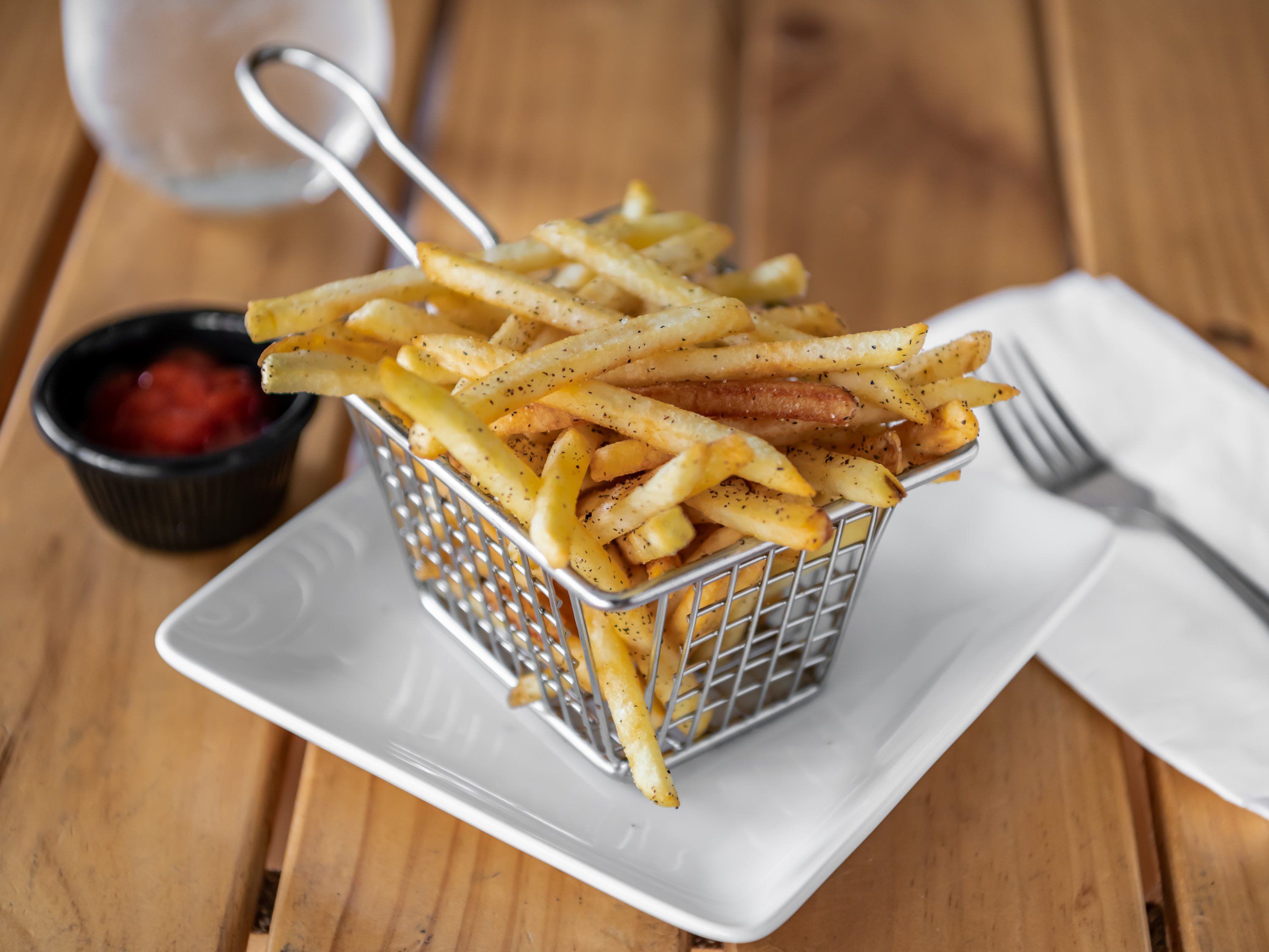Order French Fries food online from Red Tomato Pizza House store, Berkeley on bringmethat.com