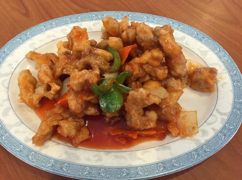Order Sweet and Sour Chicken food online from Sichuanese Cuisine store, Seattle on bringmethat.com