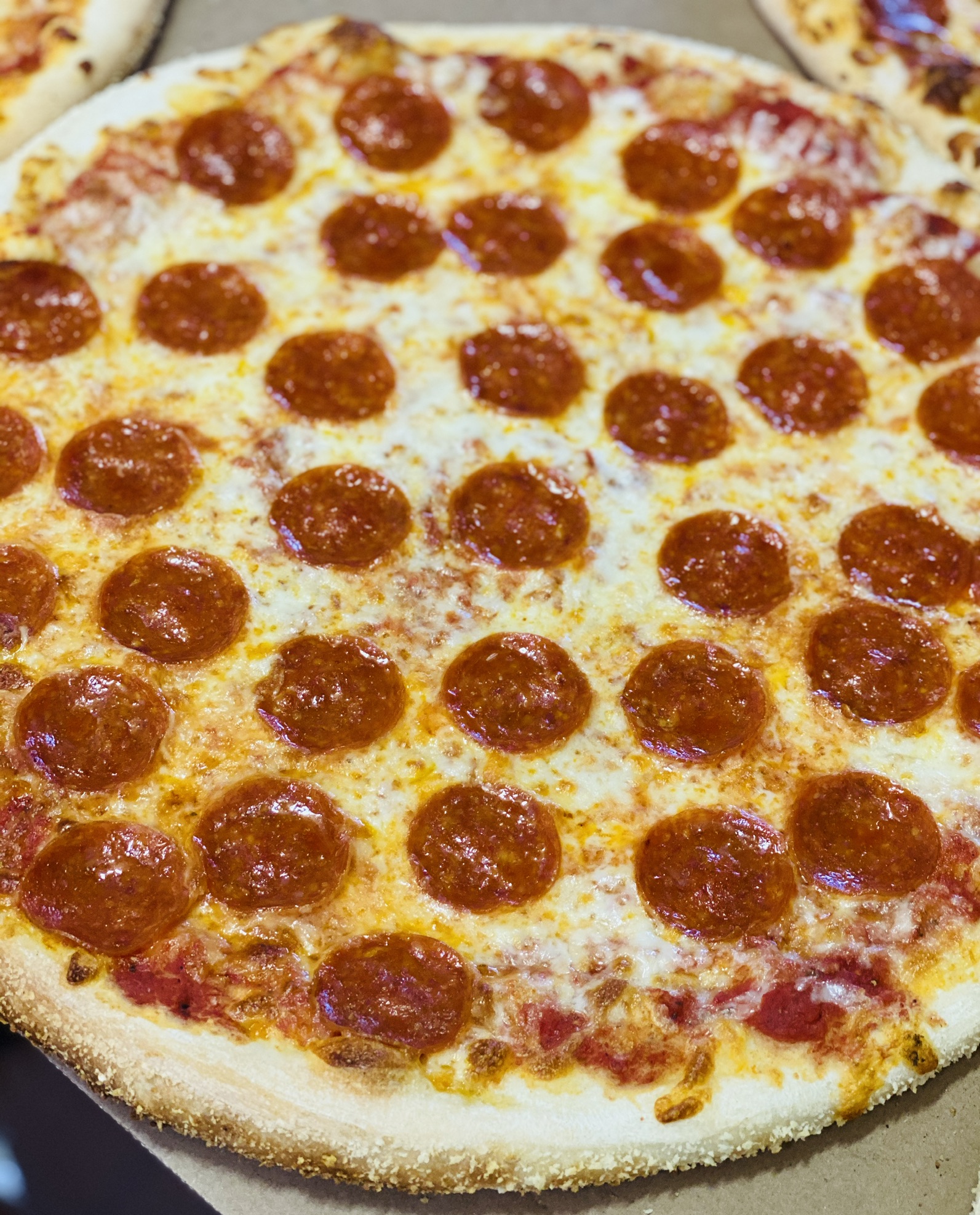 Order Pepperoni Pizza food online from Chris Pizza store, Clifton on bringmethat.com