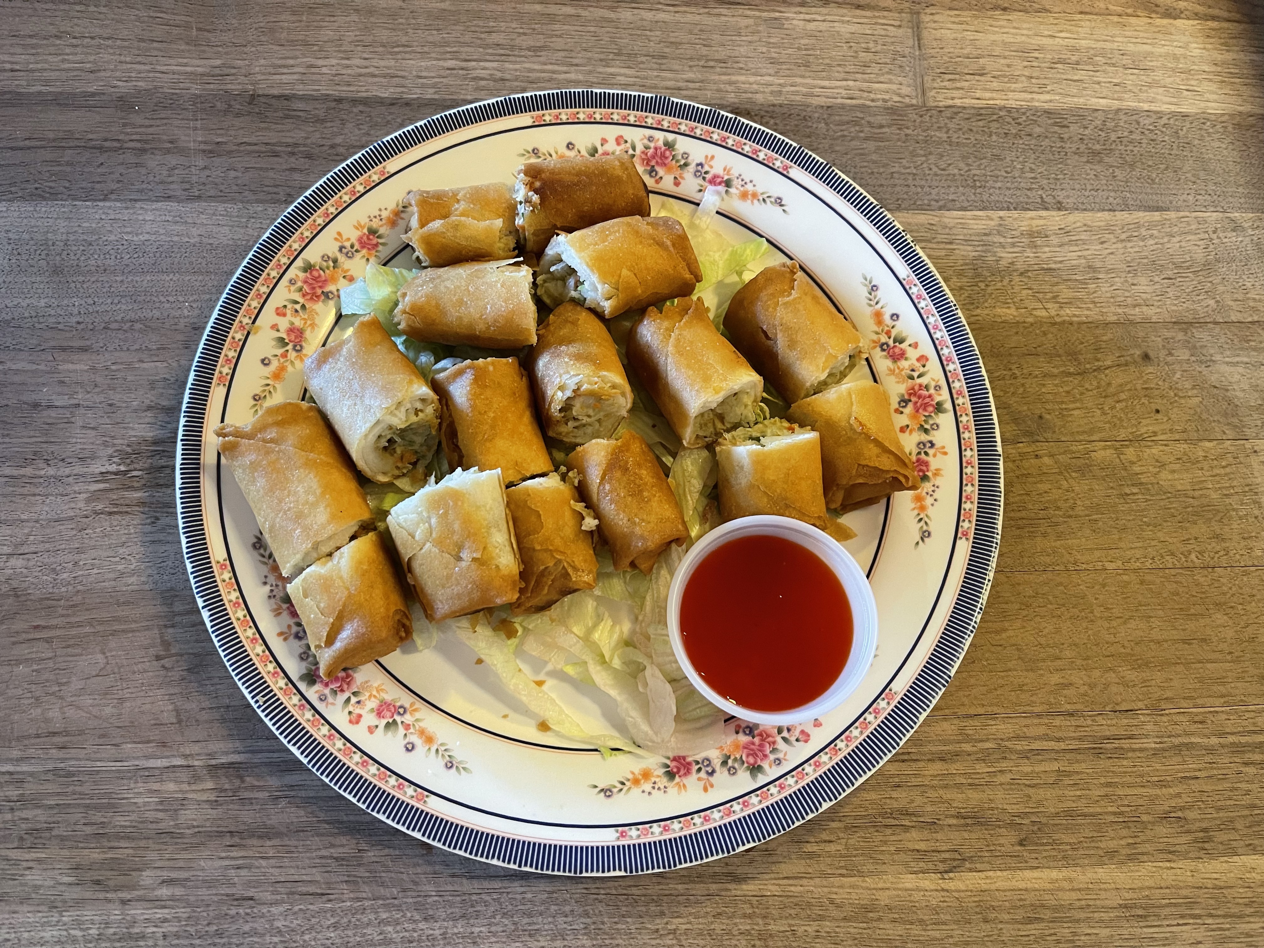 Order Vegetable Egg Rolls (Small) food online from House of Joy Chinese Restaurant store, Glendale on bringmethat.com
