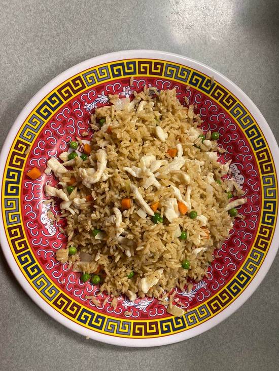 Order 43. Chicken Fried Rice food online from Johnny Chan store, Cincinnati on bringmethat.com