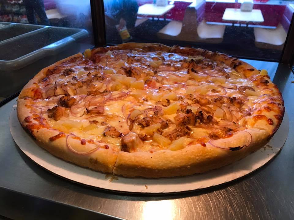 Order Buffalo Chicken Pizza food online from Nick's Place store, Lexington on bringmethat.com