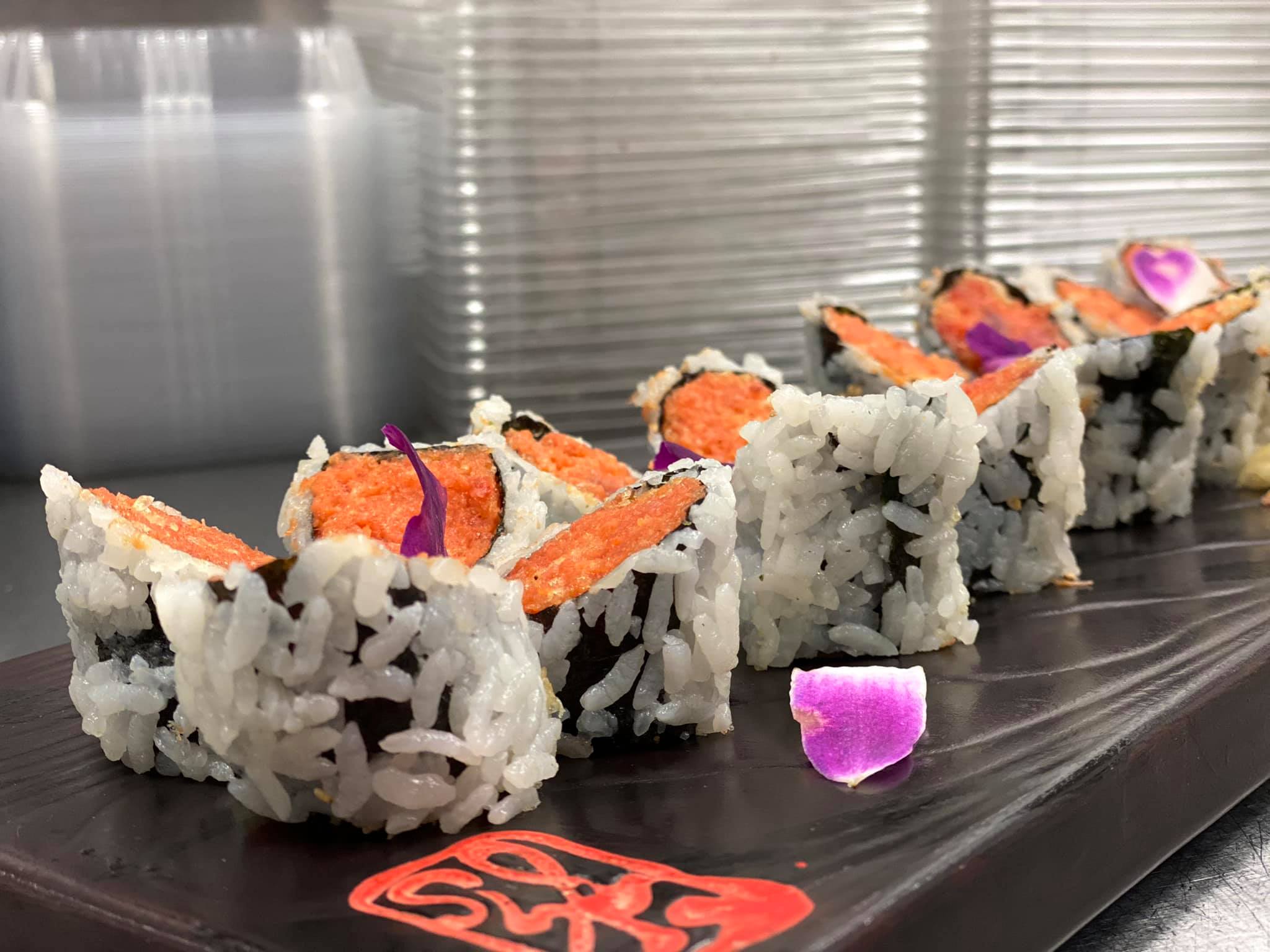 Order Spicy Tuna Roll food online from Kabuto Sushi, Hibachi & Lounge store, East norriton on bringmethat.com