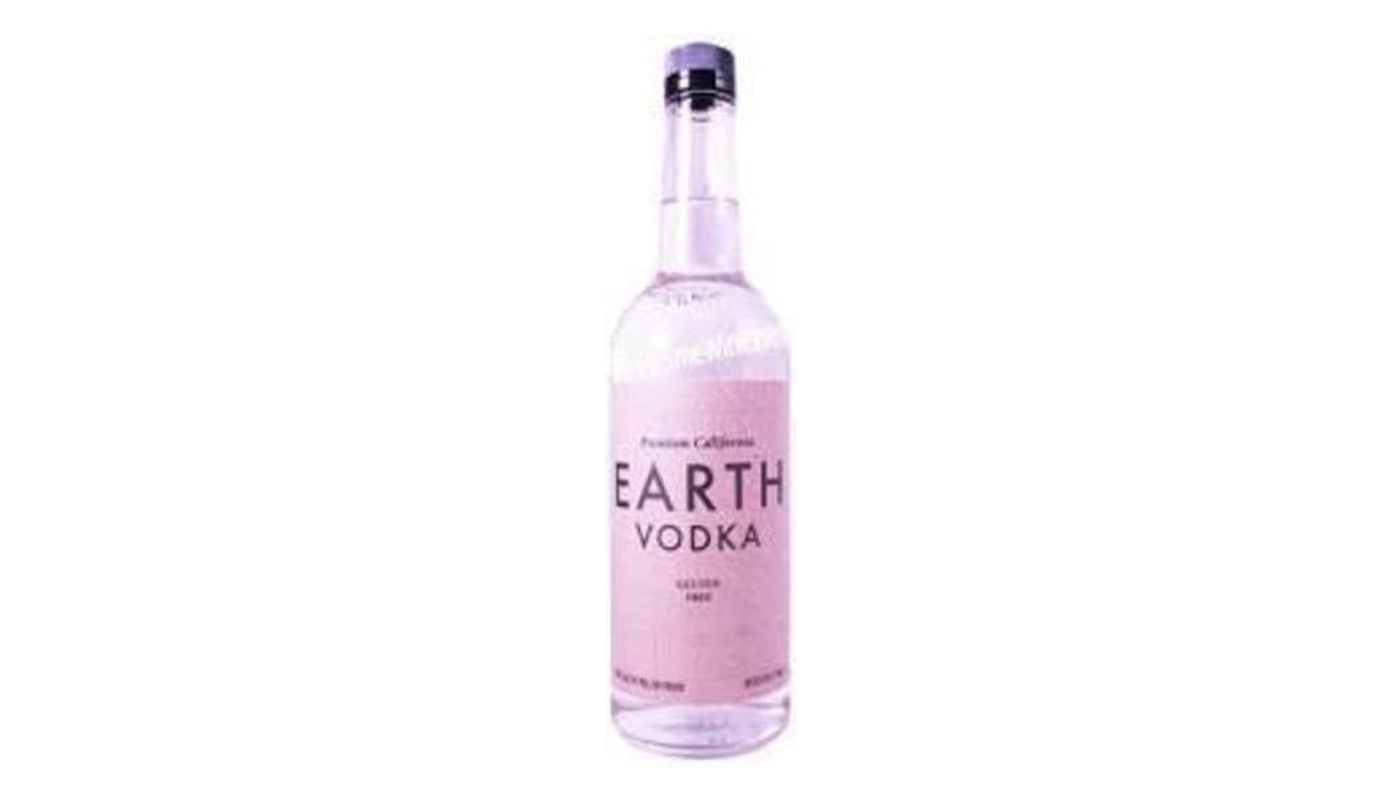 Order Earth Vodka 750ml Bottle food online from Foodland Liquor store, Santa Ana on bringmethat.com