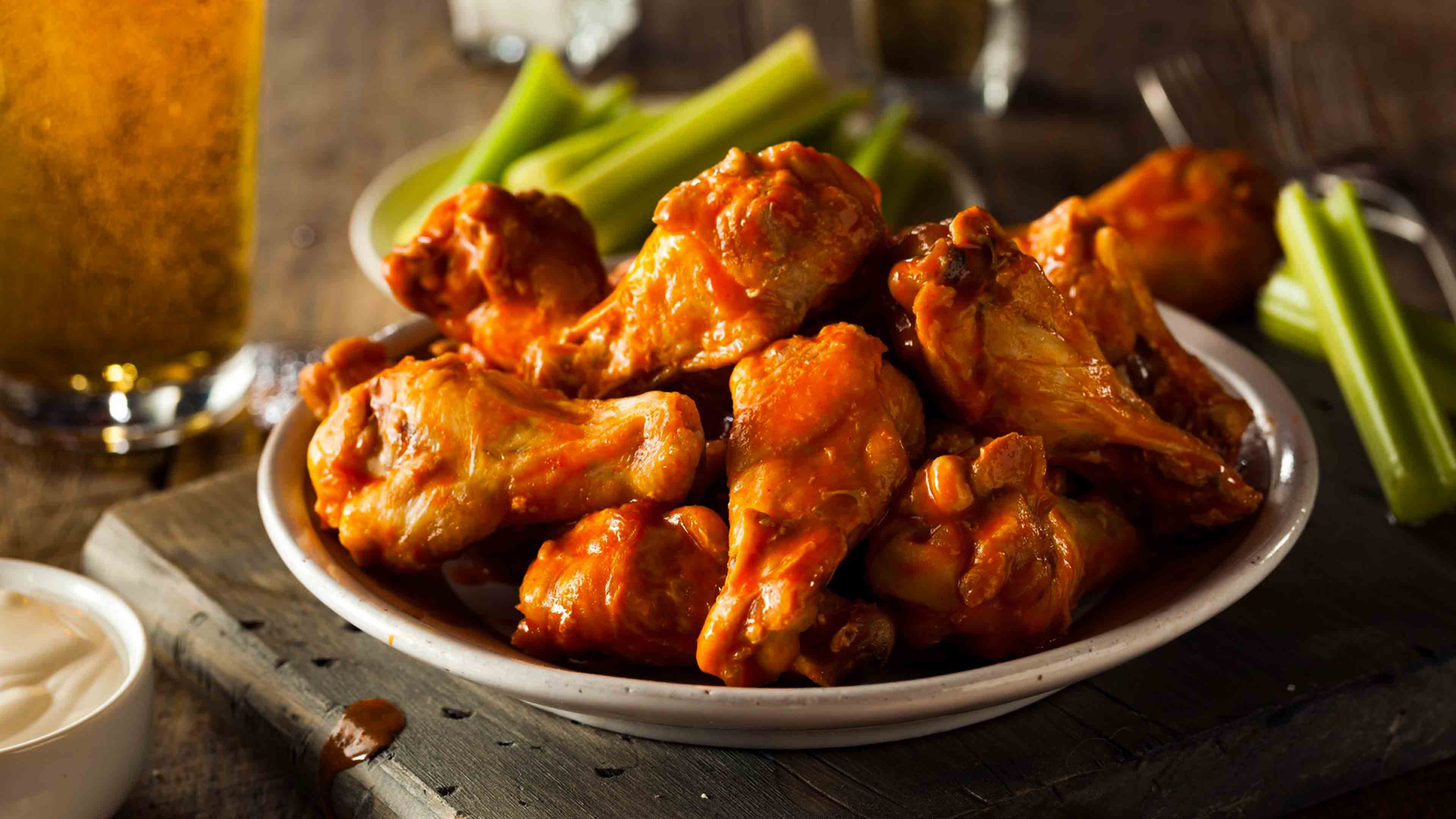 Order 6 Mexi Wings food online from Burrito Loco store, Commack on bringmethat.com