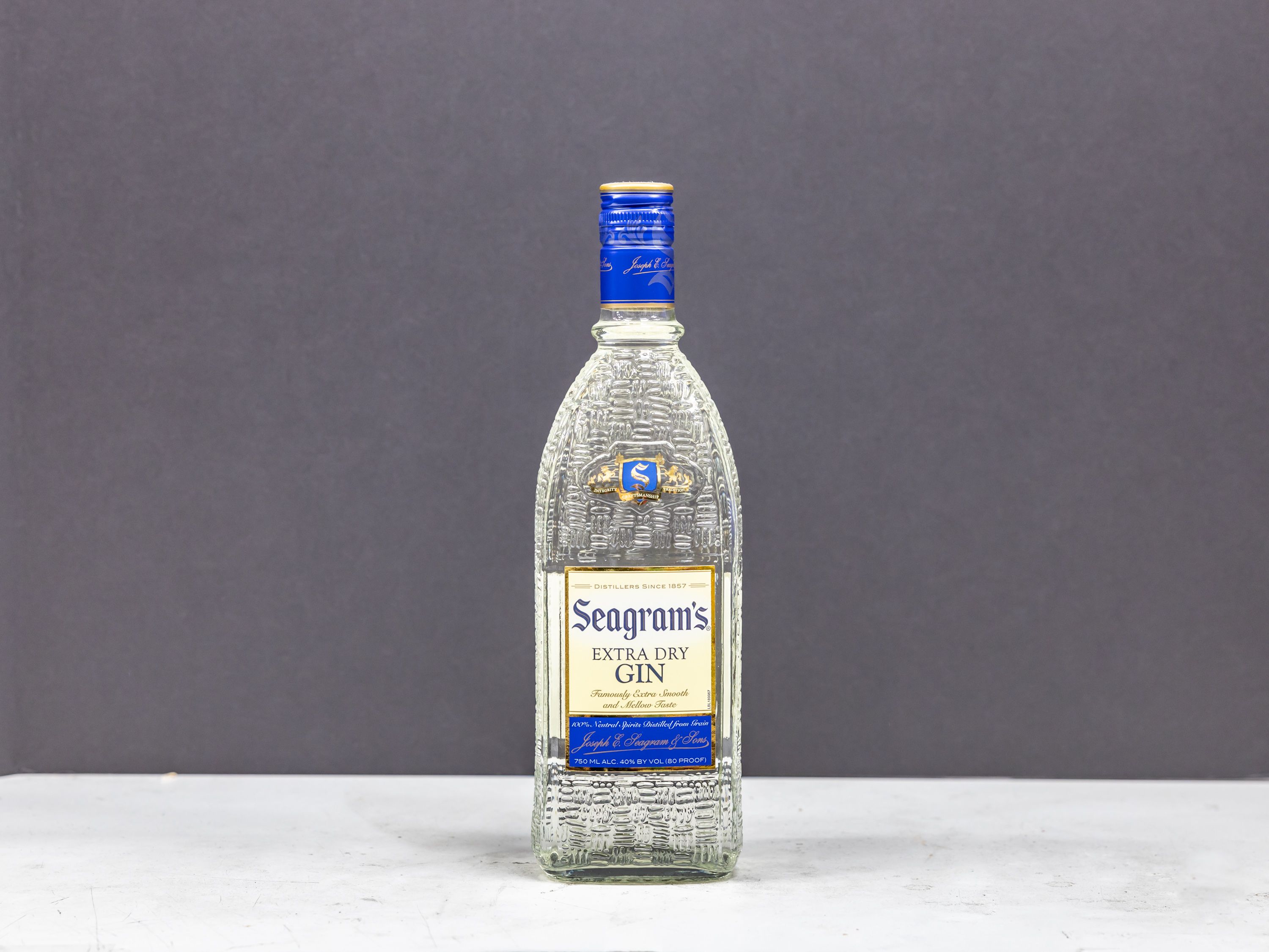 Order Seagram's Extra Dry, Gin food online from Vic Liquors store, El Monte on bringmethat.com