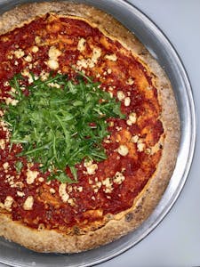 Order Goat Cheese & Arugula Pizza food online from Apogee Coffee And Draft store, Olathe on bringmethat.com