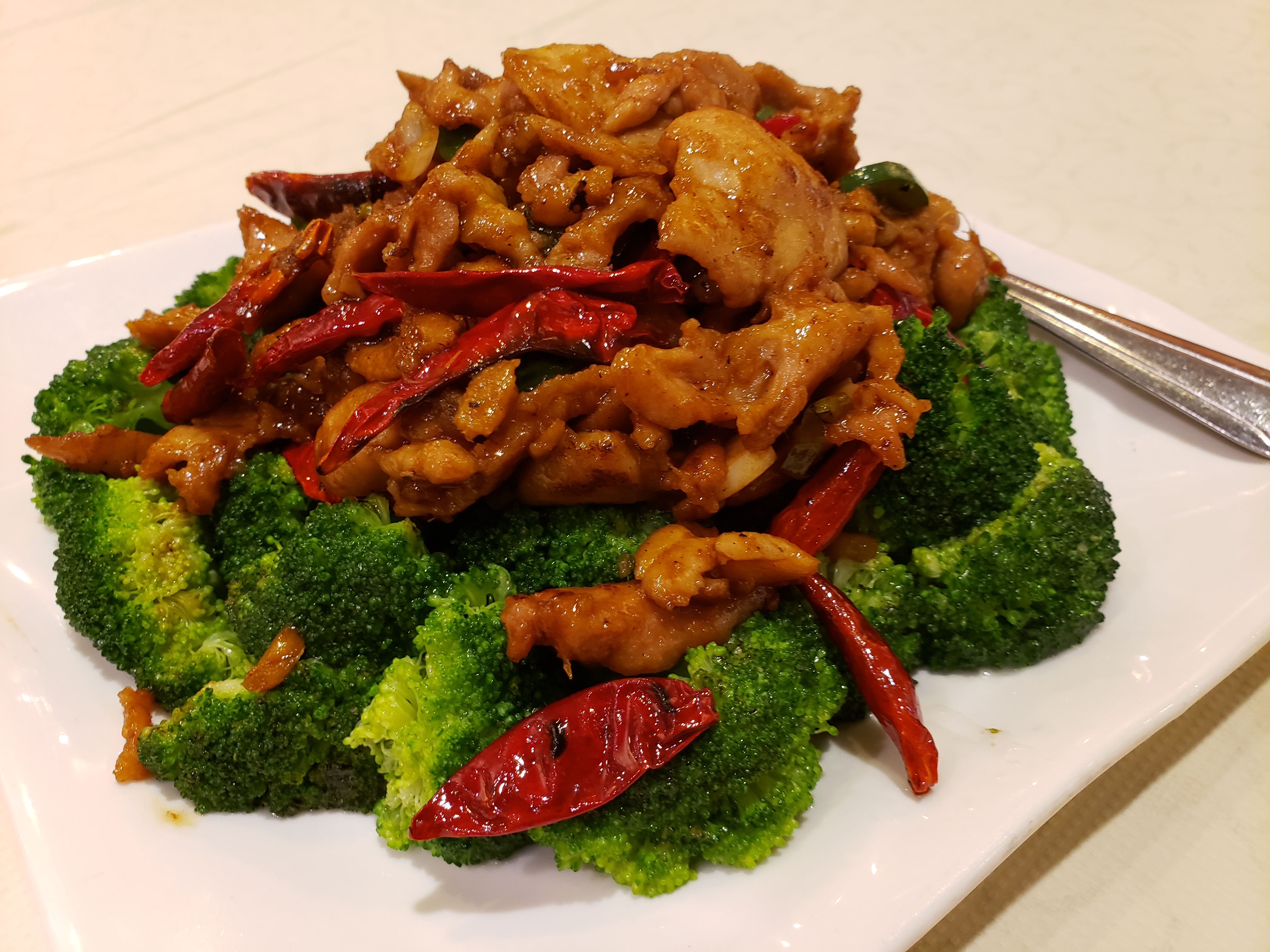 Order Sauteed Chicken with Sichuan Spicy Sauce food online from Asian Pearl store, Richmond on bringmethat.com