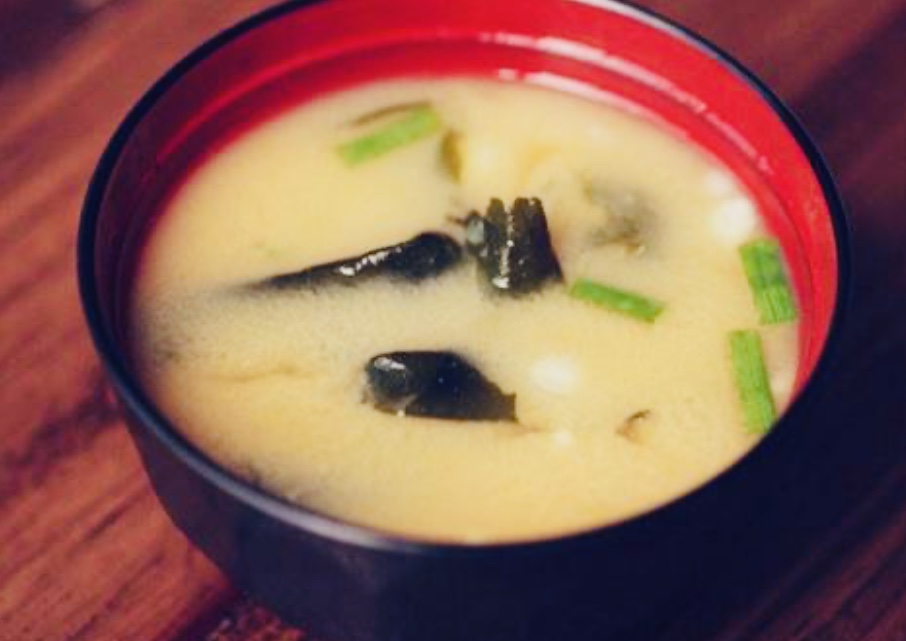 Order Miso Soup food online from Tra Ling Oriental Cafe store, Boulder on bringmethat.com