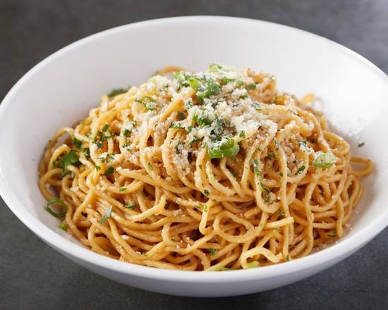 Order Garlic Noodles with Parmesan Cheese food online from Wokcano store, Los Angeles on bringmethat.com