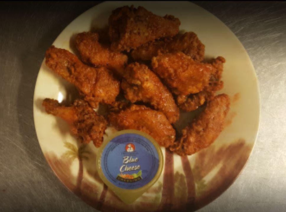 Order Buffalo Wings - 7 Pieces food online from Star Pizza store, Stratford on bringmethat.com