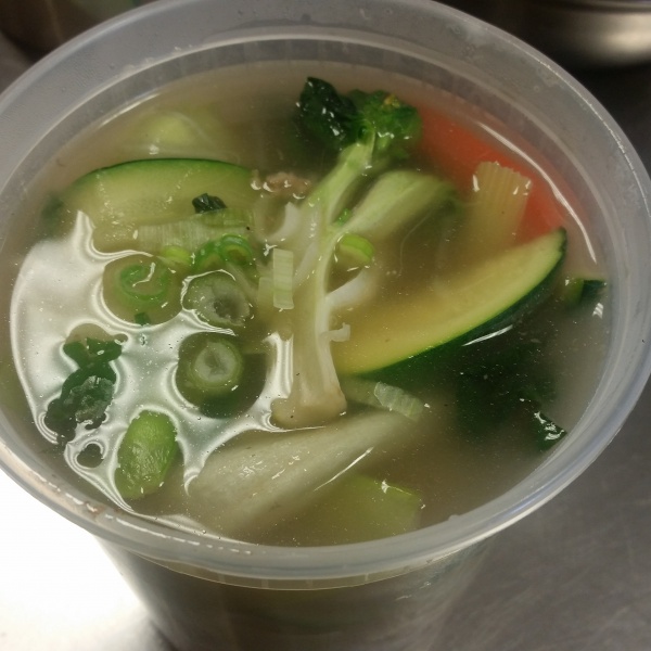 Order Wonton Soup food online from Hong Kong Delights store, Oakland on bringmethat.com