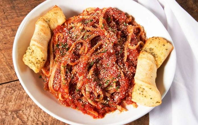 Order Pasta Marinara food online from Zeppe's Pizzeria-Highland Hts store, Cleveland on bringmethat.com