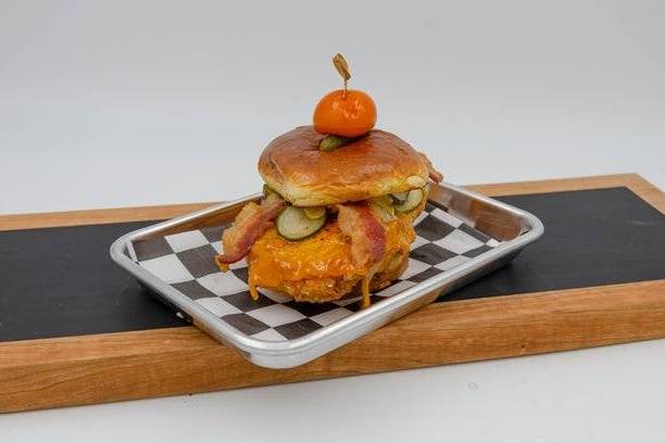 Order Classic Chicken Sandwich food online from Ghost Kitchen Sa store, San Antonio on bringmethat.com